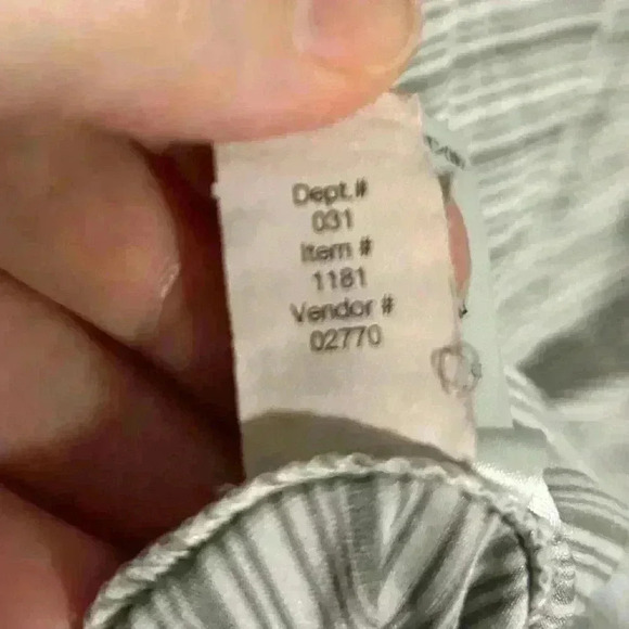 Eddie Bauer Women's Size Small Long Sleeve Shirt Gray/White Stripe. Layering. - Picture 9 of 9